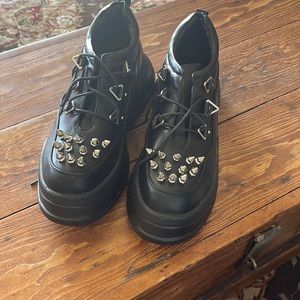 NWT Lamoda shoes size 10